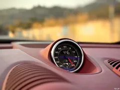 2020 Porsche 718 Boxster 2.0T, белый — фото 11
