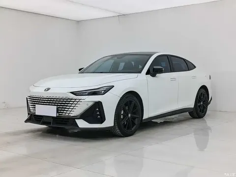 2023 Changan UNI-V 1.5T Premium Type