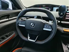 2023 Changan UNI-V 1.5T Premium Type, белый — фото 14