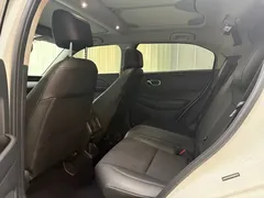 2023 Honda Vezel 1.5L CVT Pioneer, белый — фото 12