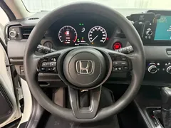 2023 Honda Vezel 1.5L CVT Pioneer, белый — фото 17