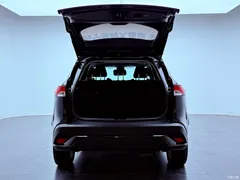 2023 Toyota Frontlander 2.0L CVT Advanced — фото 23