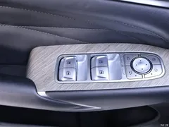 2022 Tank 500 3.0T Sport environment type 7 seats, белый — фото 17