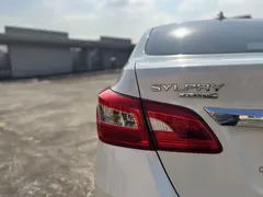 2021 Nissan Sylphy 1.6XL CVT Luxury, белый — фото 19
