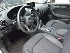 2020 Audi A3 Sportback 35 TFSI VI, белый — фото 4