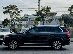 2021 Volvo XC90 B6 Luxury 7-seater, чёрный — фото 7