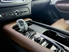 2021 Volvo XC90 B6 Luxury 7-seater, чёрный — фото 14