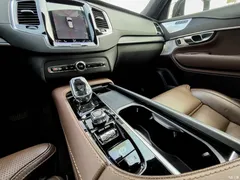 2021 Volvo XC90 B6 Luxury 7-seater, чёрный — фото 18