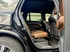 2021 Volvo XC90 B6 Luxury 7-seater, чёрный — фото 25