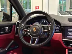 2023 Porsche Cayenne E-Hybrid 2.0T PHEV Platinum, белый — фото 9