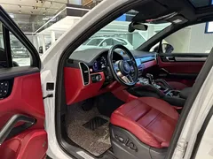 2023 Porsche Cayenne E-Hybrid 2.0T PHEV Platinum, белый — фото 11