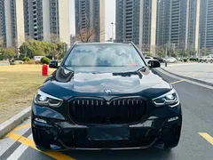 2021 BMW X5 M, чёрный — фото 2
