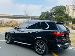 2021 BMW X5 M, чёрный — фото 5