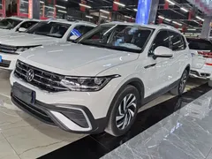 2022 Volkswagen Tiguan L 330TSI AT 2WD Smart Enjoy, белый — фото 1