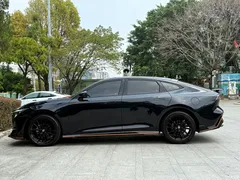 2022 Changan UNI-V 1.5T Sport, чёрный — фото 17
