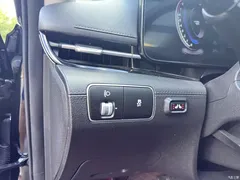 2021 Hyundai Famous Picture 1.8L CVT GLX Elite — фото 9