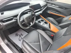 2023 Changan UNI-V 1.5T Premium — фото 6