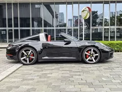 2020 Porsche 911 Targa 4 3.0T, чёрный — фото 8