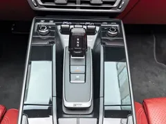 2020 Porsche 911 Targa 4 3.0T, чёрный — фото 27