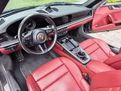 2020 Porsche 911 Targa 4 3.0T, чёрный — фото 38