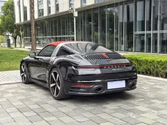 2020 Porsche 911 Targa 4 3.0T, чёрный — фото 45