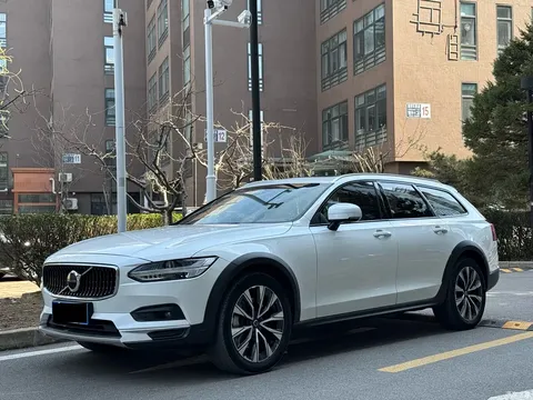 2021 Volvo V90 Cross Country B5 AWD Zhiyuan