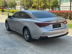 2019 Toyota Avalon Hybrid 2.5L Luxury VI — фото 9