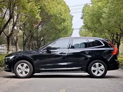2022 Volvo XC60 4WD Zhiyi Luxury, чёрный — фото 3