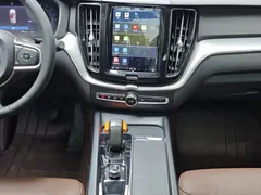 2022 Volvo XC60 4WD Zhiyi Luxury, чёрный — фото 9