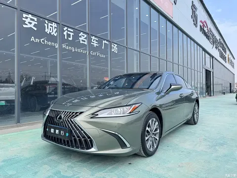 2023 Lexus ES 200 Excellence