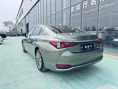 2023 Lexus ES 200 Excellence, зелёный — фото 5