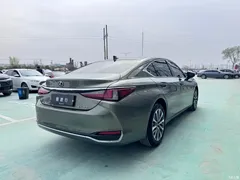 2023 Lexus ES 200 Excellence, зелёный — фото 7