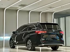 2023 Toyota Granvia 2.5L Hybrid VIP, чёрный — фото 11