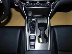 2022 Honda Accord 260TURBO Luxury, белый — фото 13