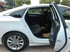 2022 Honda Accord 260TURBO Luxury, белый — фото 18