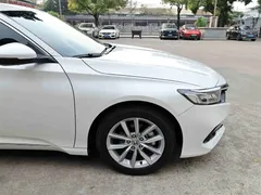 2022 Honda Accord 260TURBO Luxury, белый — фото 30