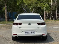 2021 Mazda 3 2.0L AT, белый — фото 8