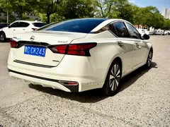 2021 Nissan Teana 2.0L XL Comfort, белый — фото 6