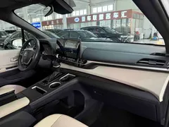 2023 Toyota Granvia 2.5L Hybrid PLUS, белый — фото 20