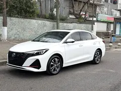 2023 Changan Eado PLUS 1.4T GDI DCT Premium, белый — фото 1
