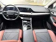 2023 Changan Eado PLUS 1.4T GDI DCT Premium, белый — фото 4
