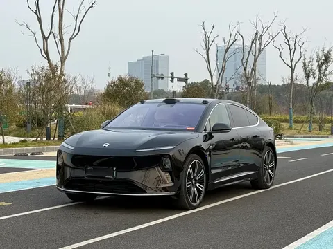 2025 Nio ET9 102kWh Signature Edition