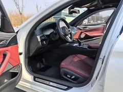 2021 BMW 5 Series 5 535Le, белый — фото 4