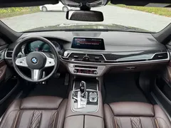 2021 BMW 7 Series 730Li M, чёрный — фото 8