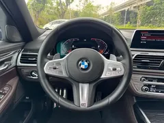 2021 BMW 7 Series 730Li M, чёрный — фото 9