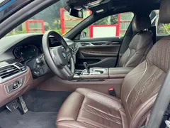 2021 BMW 7 Series 730Li M, чёрный — фото 11