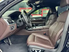 2021 BMW 7 Series 730Li M, чёрный — фото 12