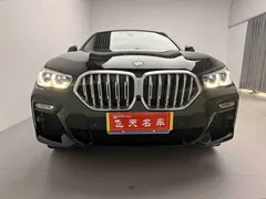 2021 BMW X6 xDrive40i M, чёрный — фото 1