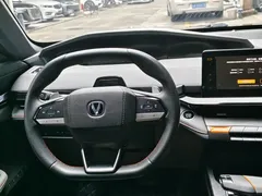 2023 Changan UNI-V 1.5T Premium — фото 6