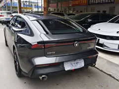2023 Changan UNI-V 1.5T Premium — фото 10